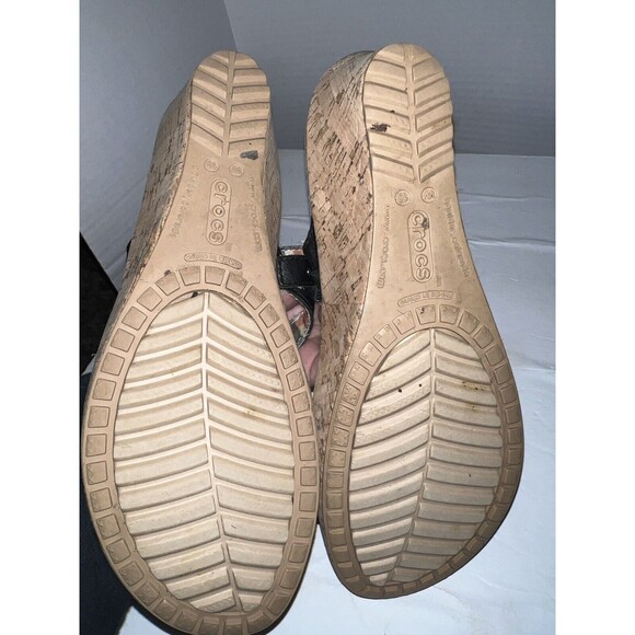 Crocs Sandals Womens size 10 Leigh Wedge Strappy Black Leather Cork open toe - Picture 3 of 9